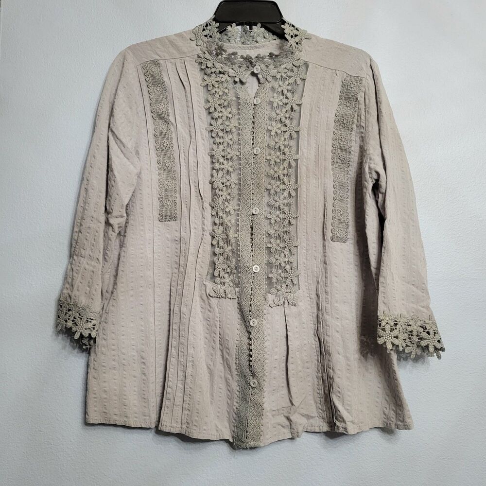 Boutique Grey Lace 3/4 Sleeve Pintuck Top LG Button Front Floral Romantic BOHO